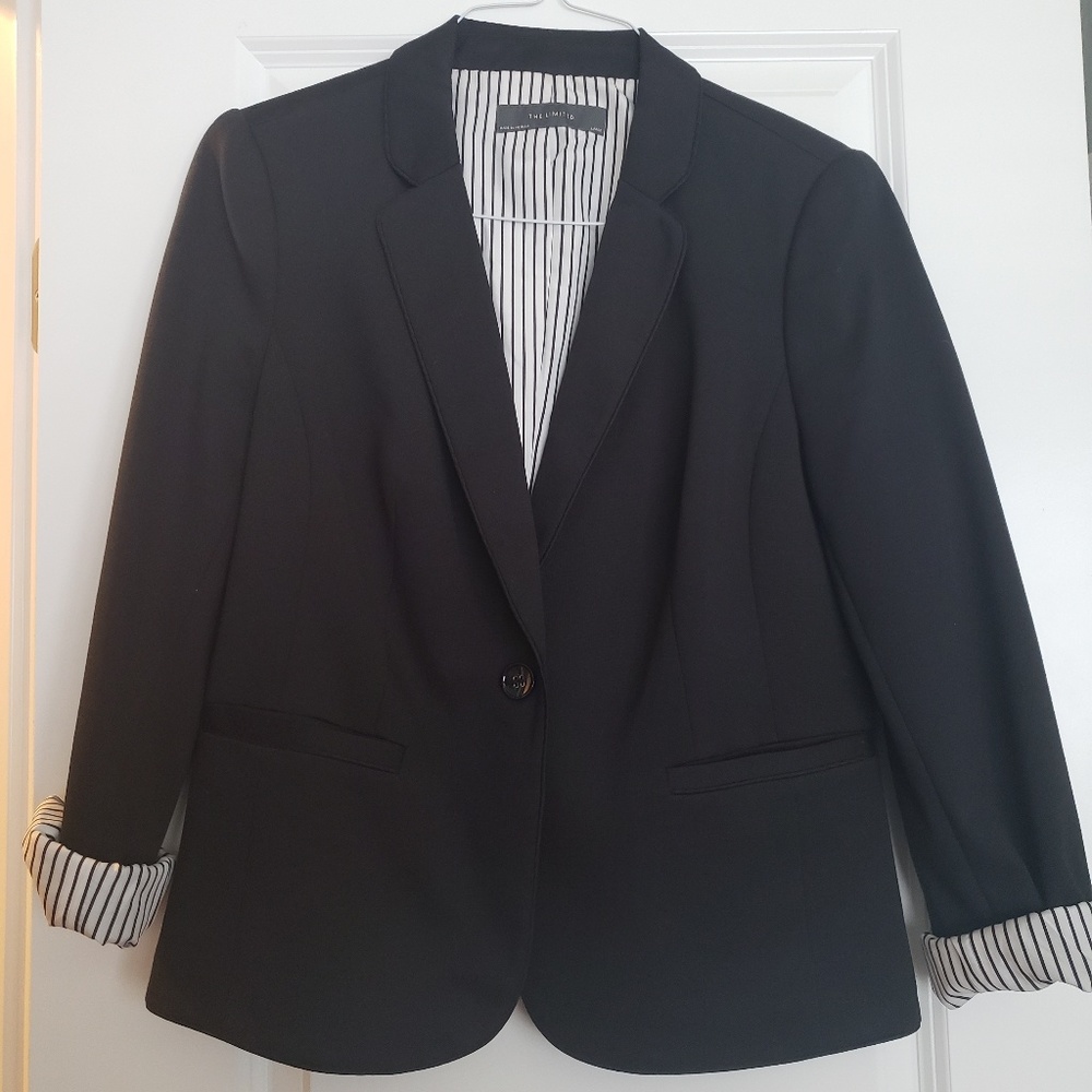 Classic black Limited blazer, size L